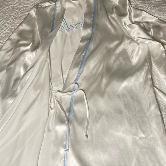 New Linea Donatella White Satin “Bride” Robe Size Small NWT - Picture 5 of 11